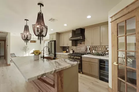 Kitchen - 5850 Nile Rd, Manteca, CA 95337 photo 2 of 7