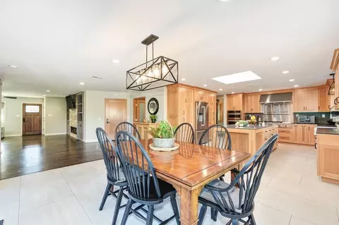 Dining - 518 Fairview Dr, Placerville, CA 95667 photo 2 of 3