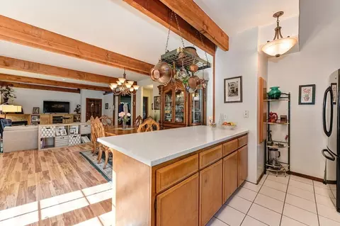 Kitchen - 5921 Sarah Ct, Carmichael, CA 95608 photo 4 of 6