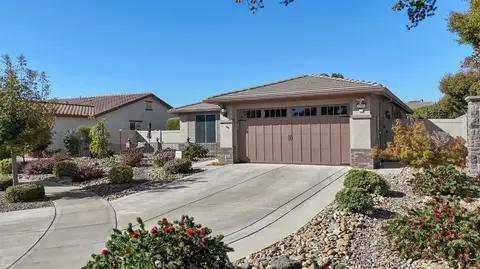 Exterior - 2395 Nutwood Pl, Manteca, CA 95336 photo 2 of 19