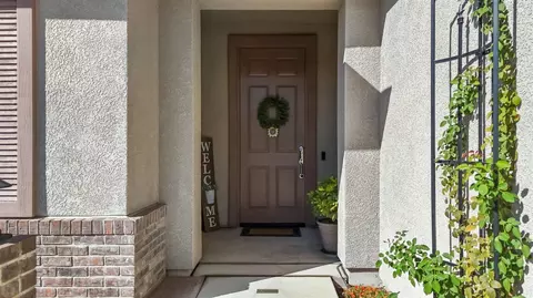 Entry Way - 2395 Nutwood Pl, Manteca, CA 95336 photo 1 of 6