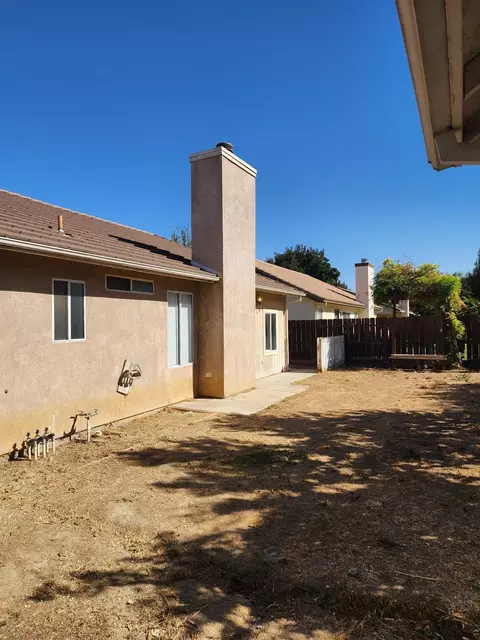 Exterior - 1674 Fentem Rd, Gustine, CA 95322 photo 7 of 9
