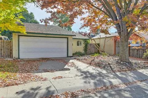 2433 Nancy Ln, Modesto, CA 95350 photo 3