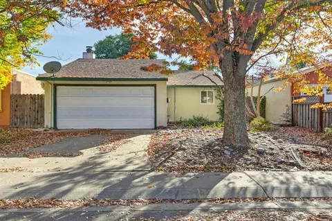 2433 Nancy Ln, Modesto, CA 95350 photo 2