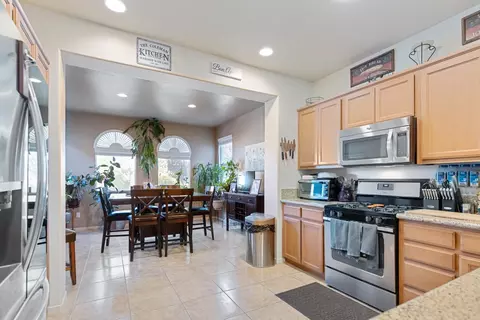 276 Colonial Trl, Lathrop, CA 95330 photo 9