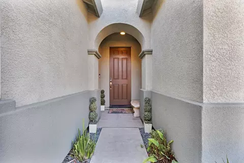 276 Colonial Trl, Lathrop, CA 95330 photo 2