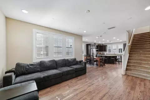 196 Colner Cir, Folsom, CA 95630 photo 9
