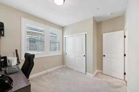 196 Colner Cir, Folsom, CA 95630 photo 20
