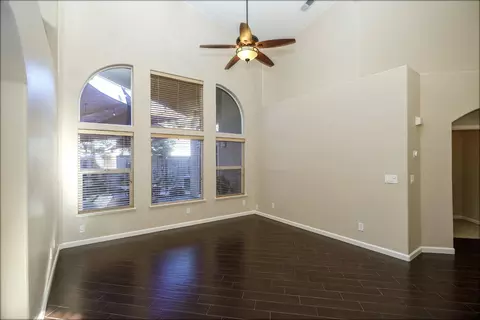 Living - 2121 Paramont Way, Modesto, CA 95355 photo 3 of 16