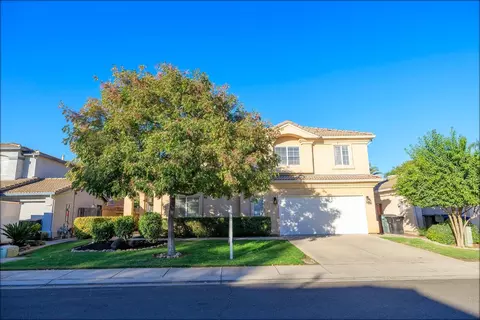 Exterior - 2121 Paramont Way, Modesto, CA 95355 photo 3 of 18