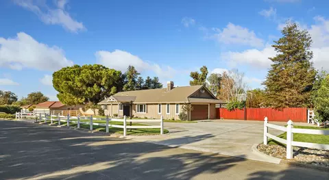 Exterior - 7653 Stearman Rd, Tracy, CA 95377 photo 3 of 28