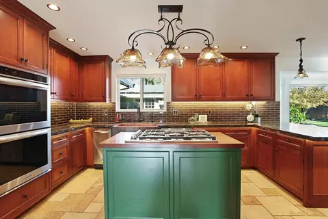 Kitchen - 7653 Stearman Rd, Tracy, CA 95377 photo 3 of 7