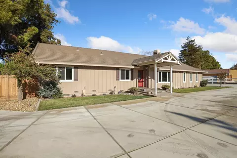 Exterior - 7653 Stearman Rd, Tracy, CA 95377 photo 5 of 28