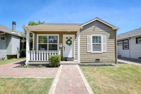 2529 27th St, Sacramento, CA 95818
