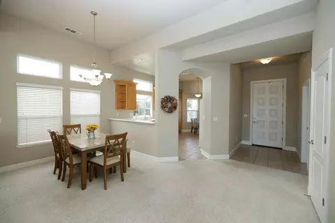 Entry Way - 1805 New Chesham Ct, Modesto, CA 95355 photo 2 of 2