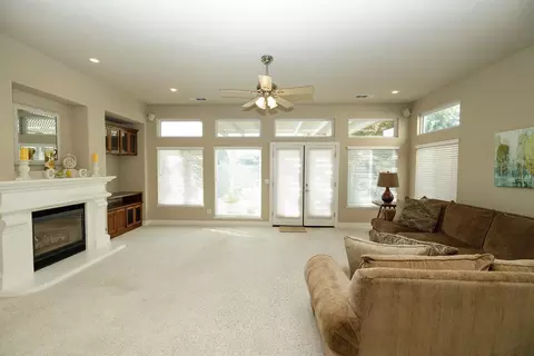 Living - 1805 New Chesham Ct, Modesto, CA 95355 photo 2 of 9