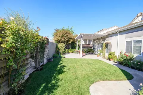 Exterior - 1805 New Chesham Ct, Modesto, CA 95355 photo 13 of 15