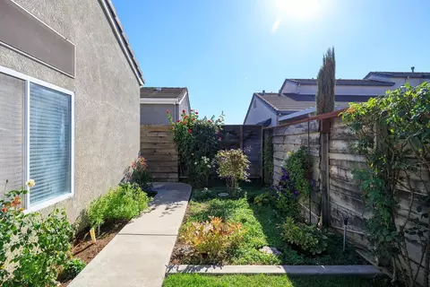 Exterior - 1805 New Chesham Ct, Modesto, CA 95355 photo 11 of 15