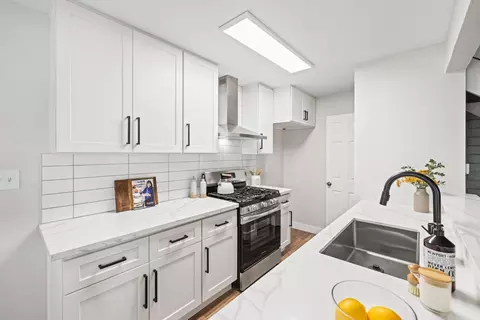 233 Harding Blvd #2, Roseville, CA 95678