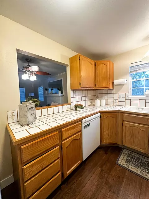 5944 Grant Ave, Carmichael, CA 95608 photo 6