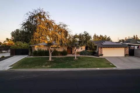 241 Elm Ave, Clovis, CA 93612 photo 1
