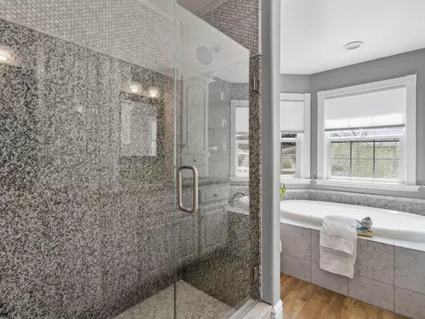 Bath - 1640 Pilgrim Way, Placerville, CA 95667 photo 5 of 6