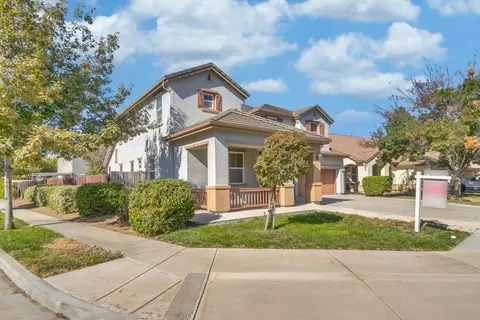 1133 Van Gogh Ln, Patterson, CA 95363 photo 9