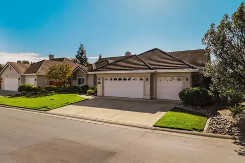 28 River Pointe Ct, Lodi, CA 95240 photo 3