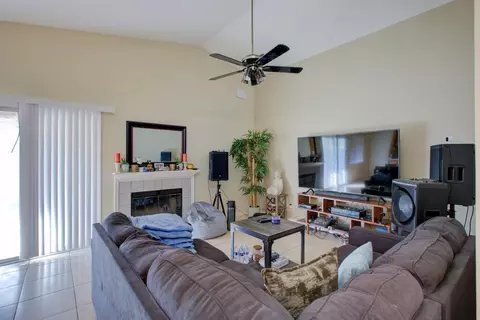 842 Erickson Ave, Modesto, CA 95351 photo 27