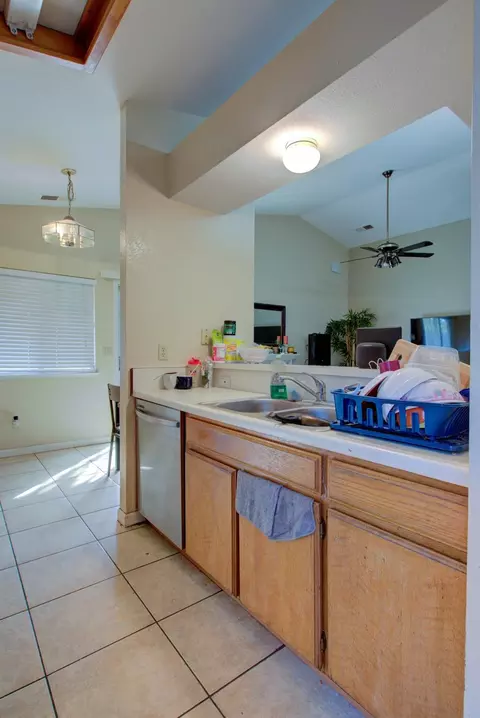 842 Erickson Ave, Modesto, CA 95351 photo 32