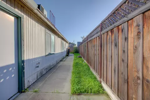 842 Erickson Ave, Modesto, CA 95351 photo 8