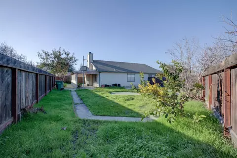 842 Erickson Ave, Modesto, CA 95351 photo 4