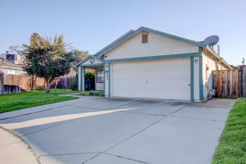 842 Erickson Ave, Modesto, CA 95351 photo 1