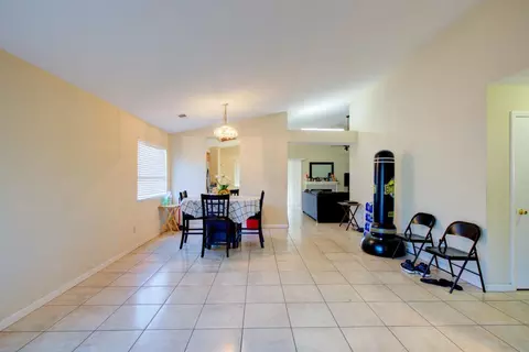 842 Erickson Ave, Modesto, CA 95351 photo 35