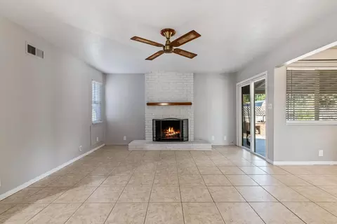 500 Fir Ct, Ripon, CA 95366 photo 4