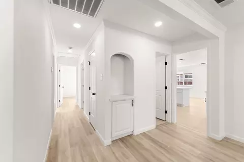 Entry Way - 6618 Saint James Dr, Carmichael, CA 95608 photo 1 of 4