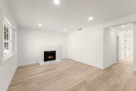 Living - 6618 Saint James Dr, Carmichael, CA 95608 photo 5 of 7