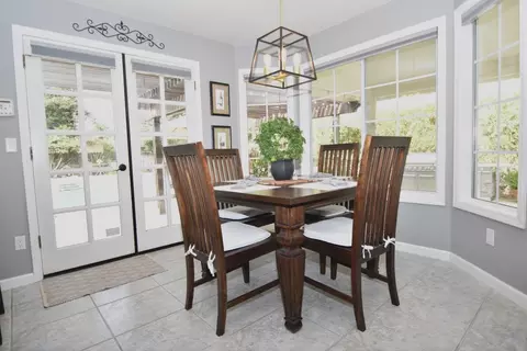 Dining - 2377 Valentine Ct, Turlock, CA 95382 photo 3 of 3
