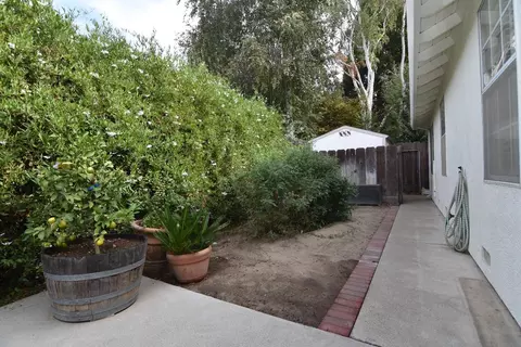 Exterior - 2377 Valentine Ct, Turlock, CA 95382 photo 15 of 17