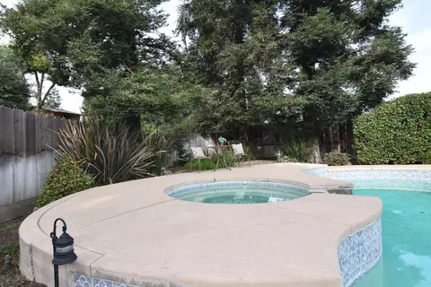 Exterior - 2377 Valentine Ct, Turlock, CA 95382 photo 6 of 17