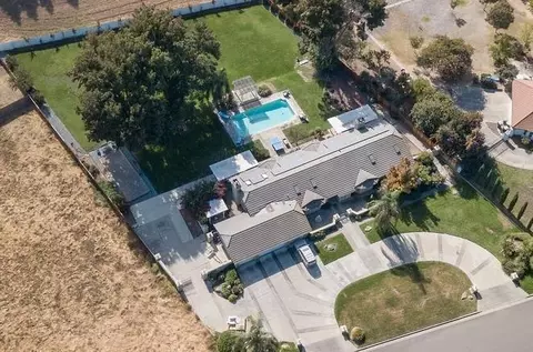 2388 Tuscany Ave, Merced, CA 95340 photo 8