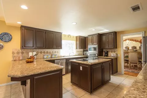 2388 Tuscany Ave, Merced, CA 95340 photo 14
