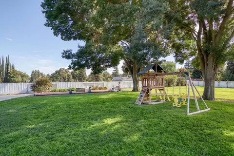 2388 Tuscany Ave, Merced, CA 95340 photo 60
