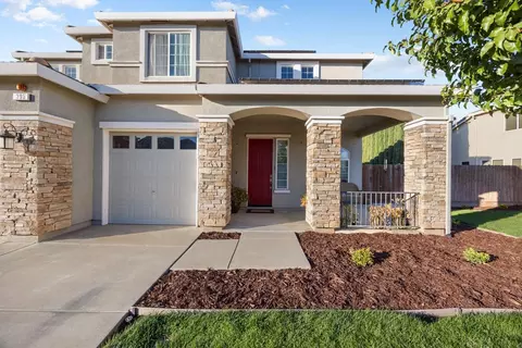Exterior - 395 Geranium Cir, Galt, CA 95632 photo 1 of 8
