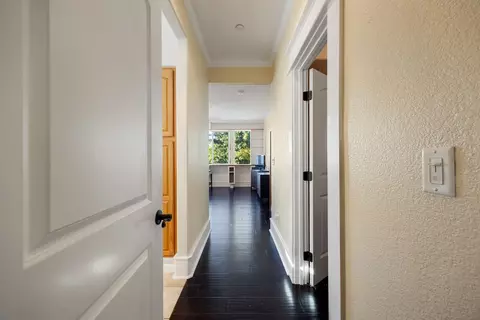 Entry Way - 395 Geranium Cir, Galt, CA 95632 photo 4 of 5