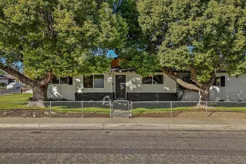 261 Oleander Ln, Turlock, CA 95380 photo 1