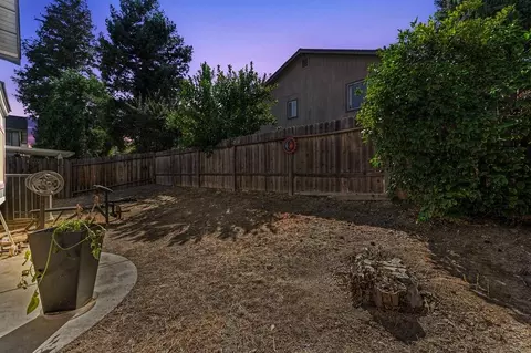 8657 Northam Dr, Antelope, CA 95843 photo 3