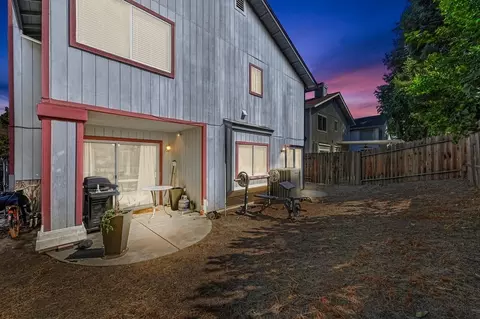 8657 Northam Dr, Antelope, CA 95843 photo 4