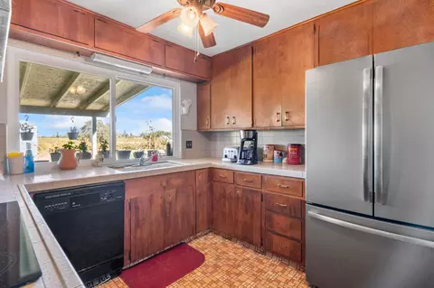 18211 E Jahant Rd, Acampo, CA 95220 photo 18
