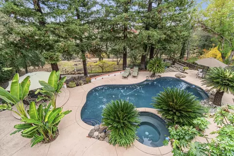 250 River Ridge Way, Folsom, CA 95630